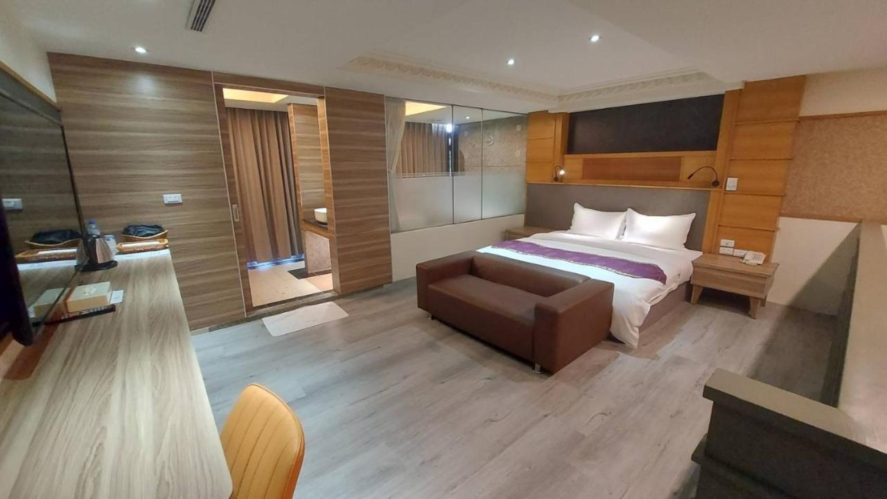 Jungle City Motel Цзяи Экстерьер фото